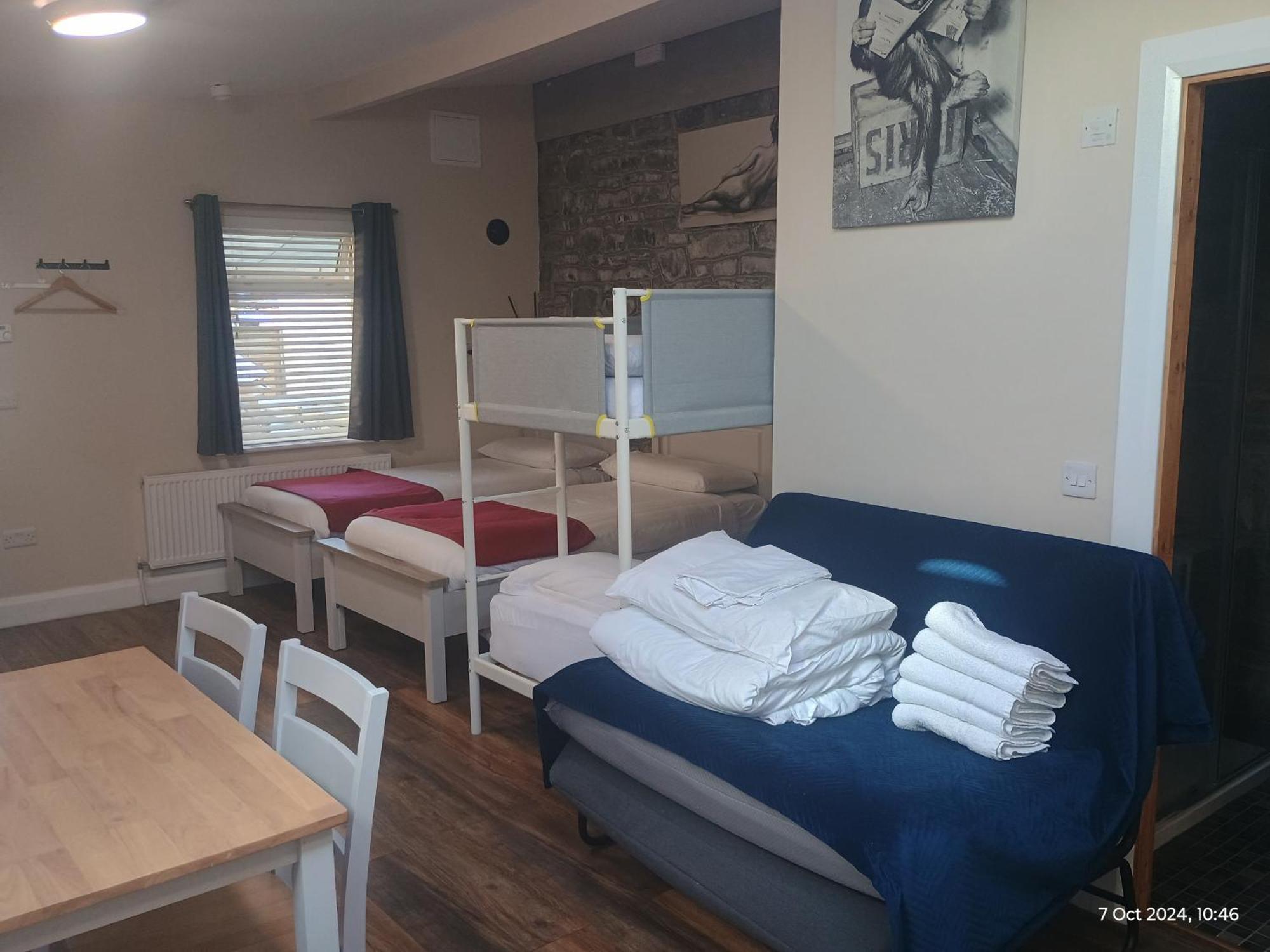 Matty'S Pub - Apartment'S Carlow Dış mekan fotoğraf