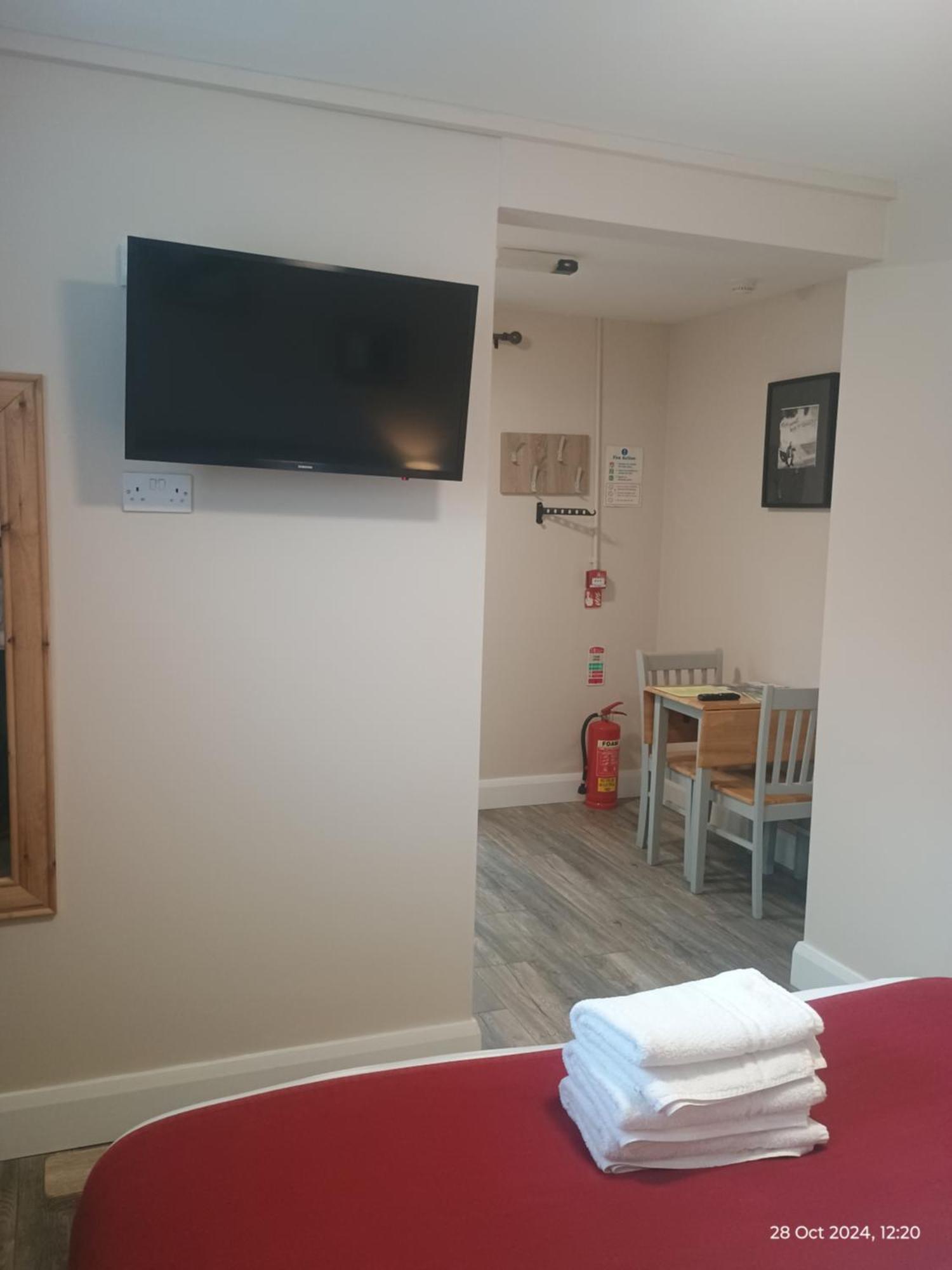 Matty'S Pub - Apartment'S Carlow Dış mekan fotoğraf